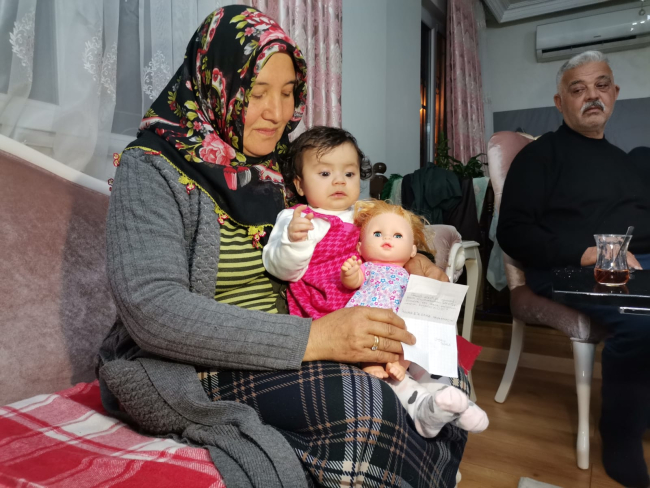 Cumhurbaşkanının hediye ettiği bebeği deprem bölgesine gönderdi